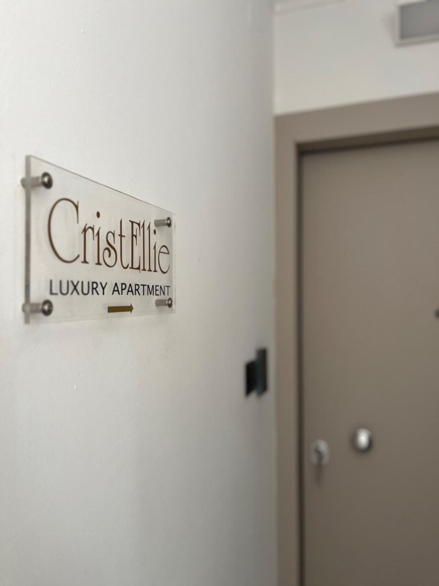 Christellie Luxury Apartment Кьятон Экстерьер фото