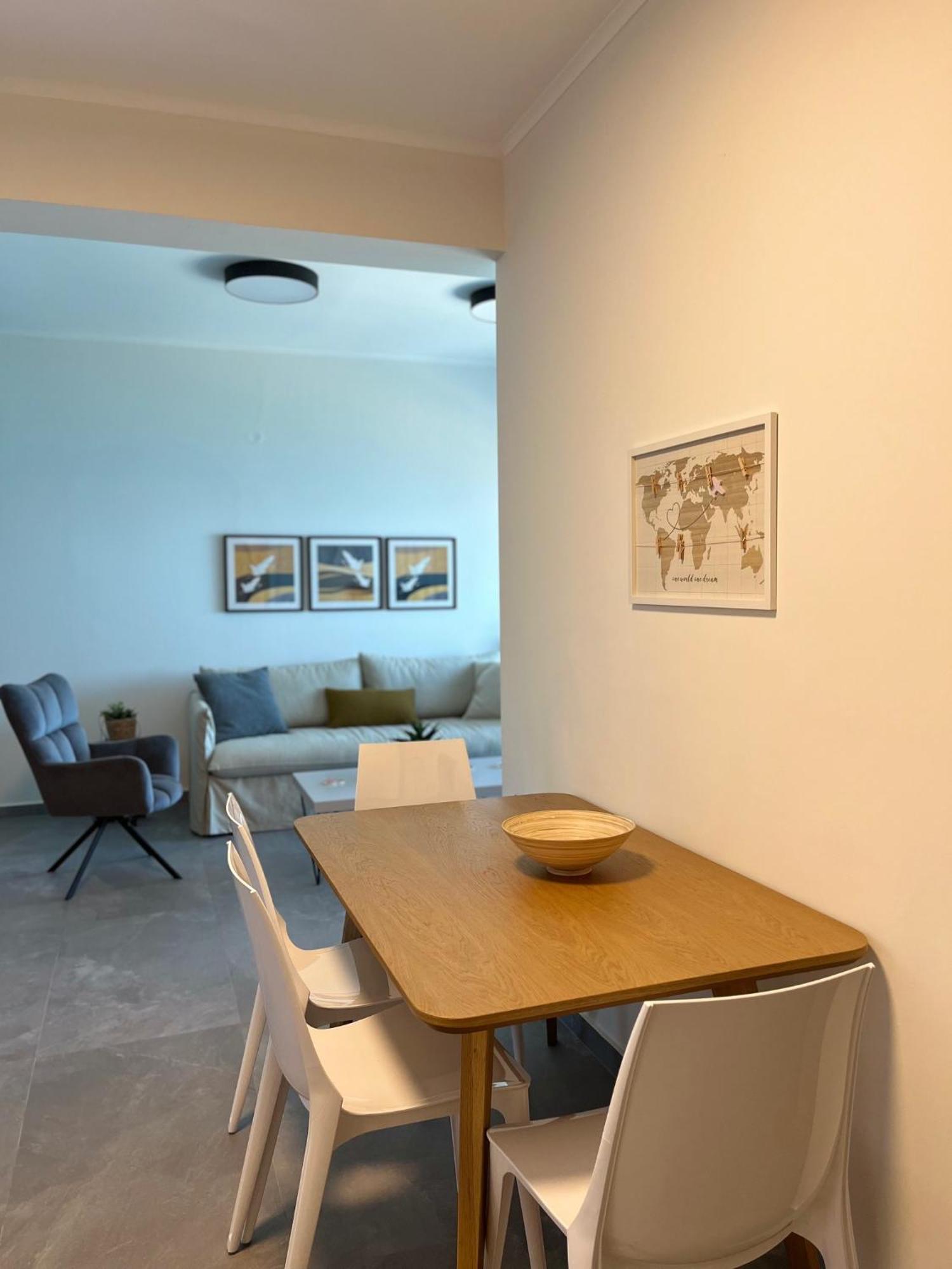 Christellie Luxury Apartment Кьятон Экстерьер фото