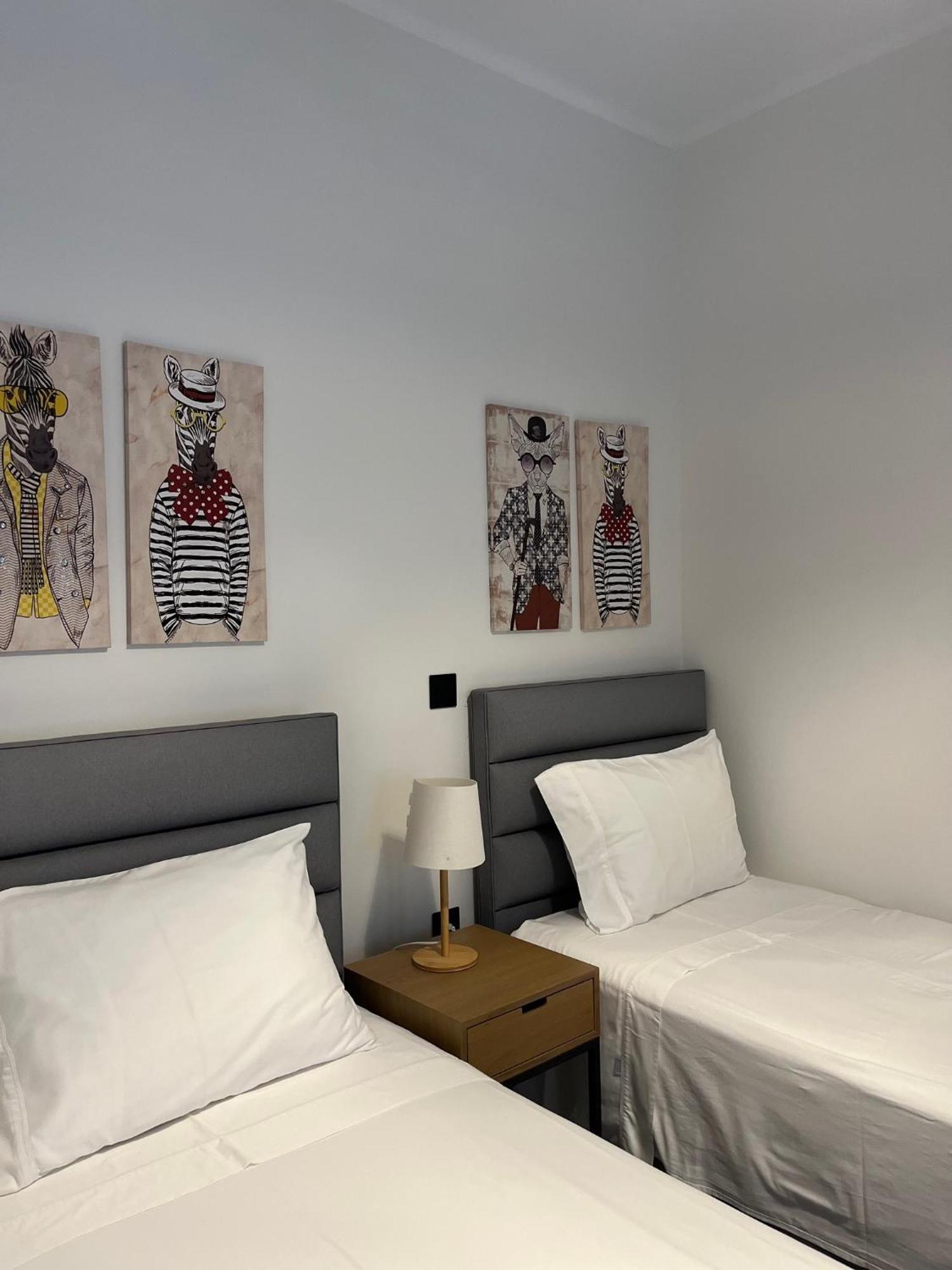 Christellie Luxury Apartment Кьятон Экстерьер фото